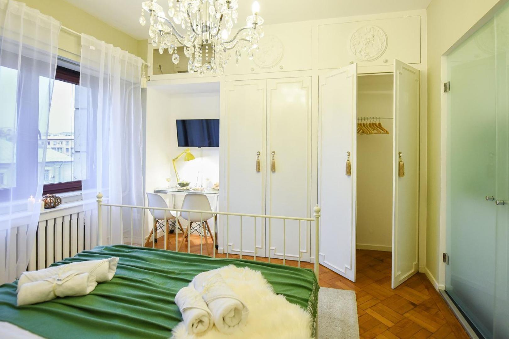 Cozy Studio Overlooking The Old Town Бухарест Екстер'єр фото